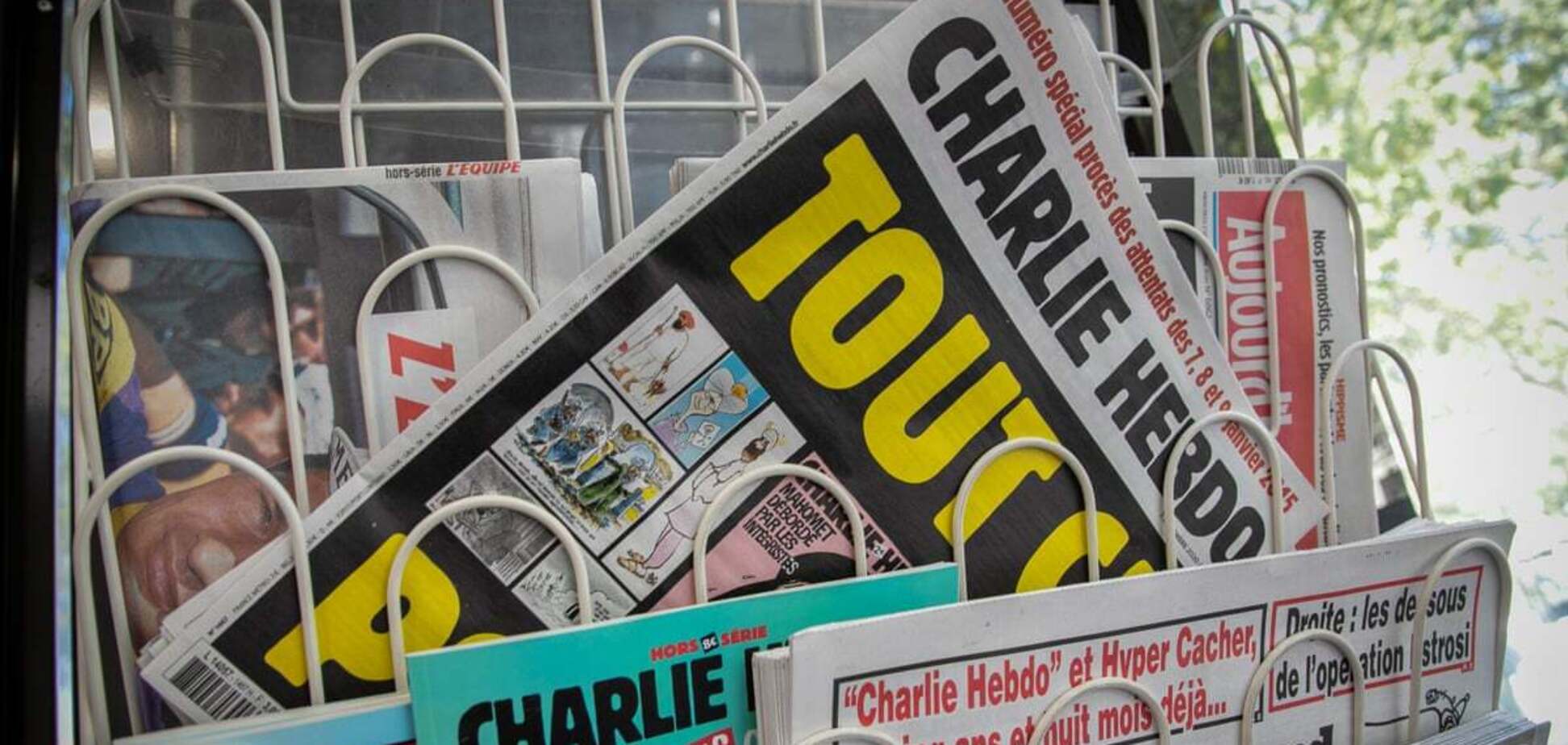 Charlie Hebdo розмістив карикатуру на Ердогана