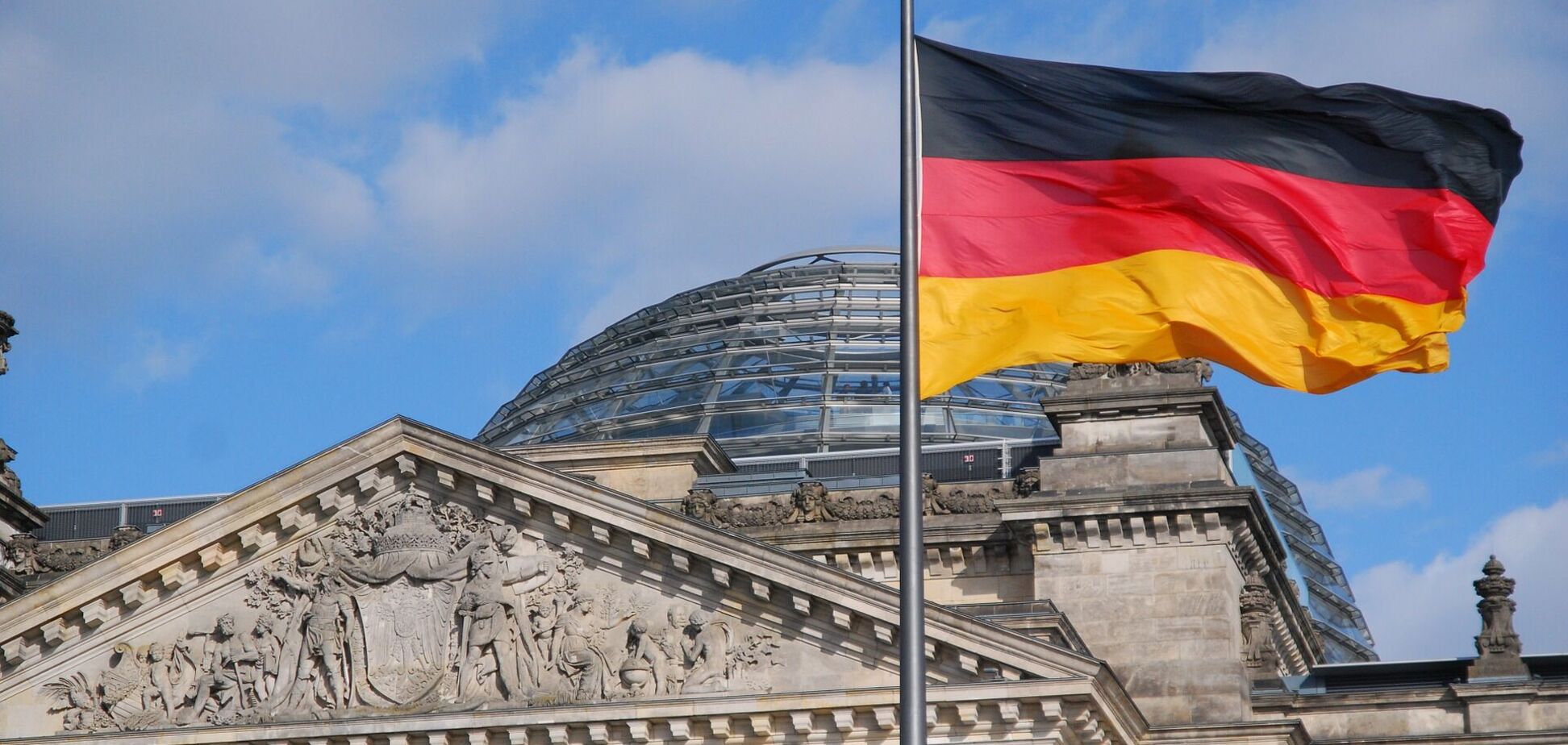 Правительство Германии введет строгие карантинные меры