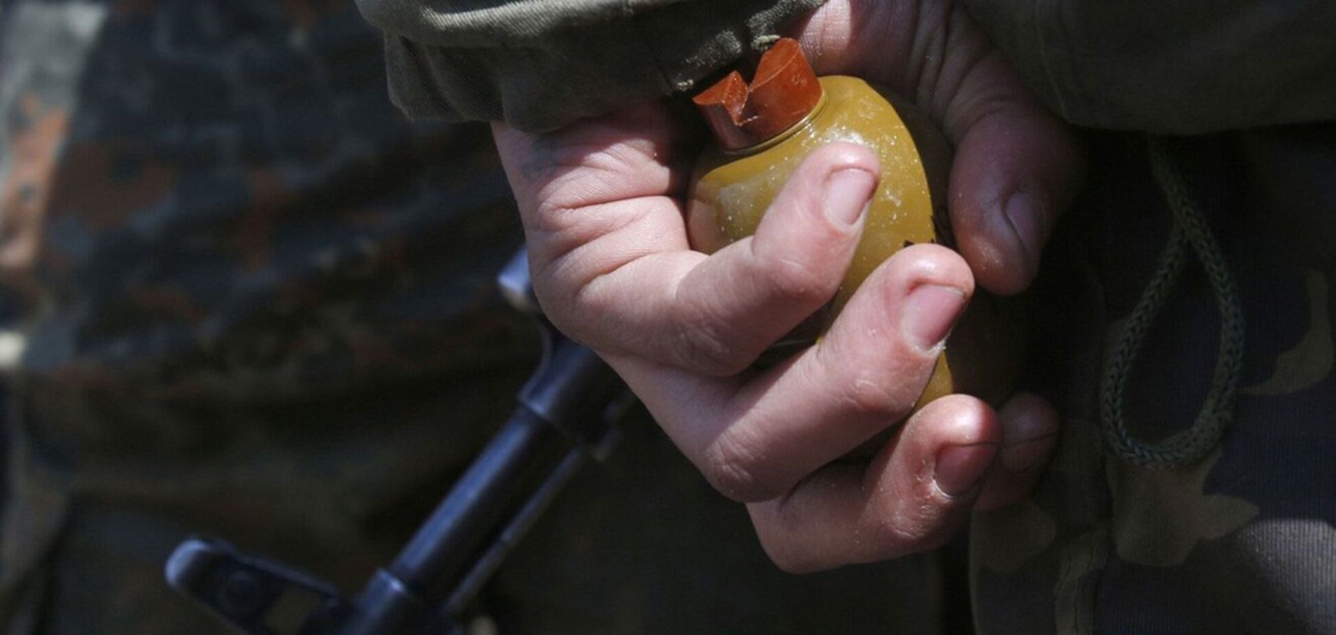 У Дніпрі п'яний чоловік підірвав гранату під двором коханої