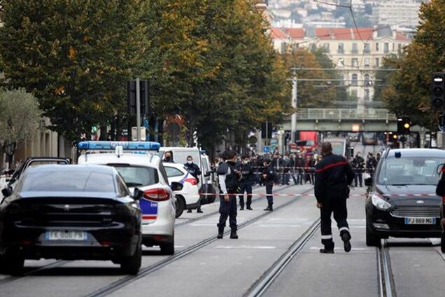 Теракти у Франції