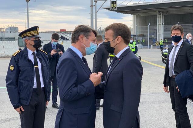 Макрон с мэром Ниццы Кристианом Эстрози