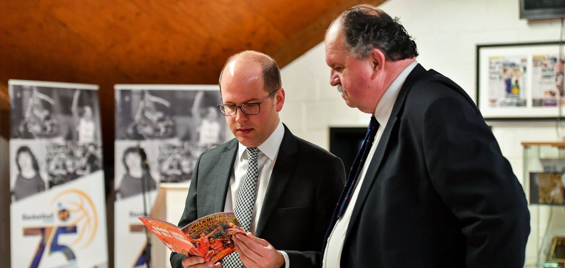 Андреас Загклис (слева)