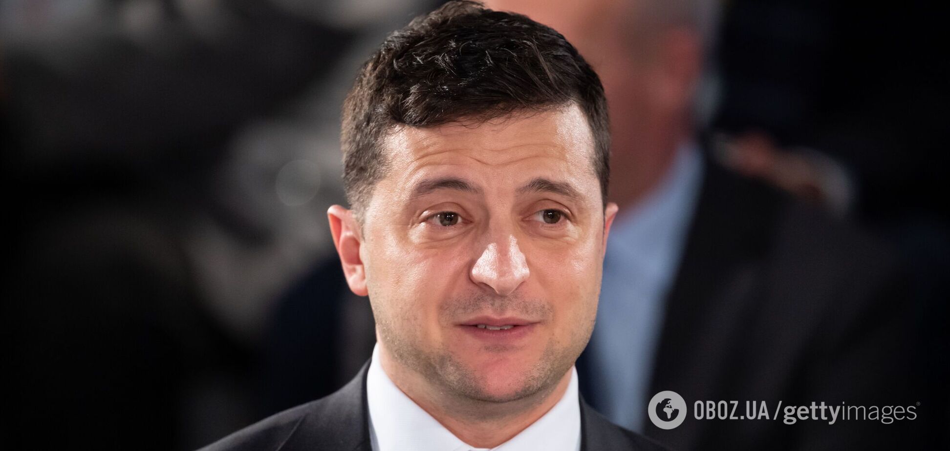 Зеленский поручил подать в Раду законопроект о КС