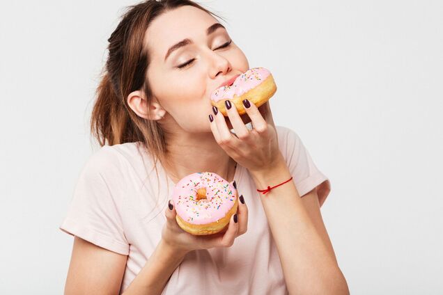 Диетолог рассказала, как не заедать стресс