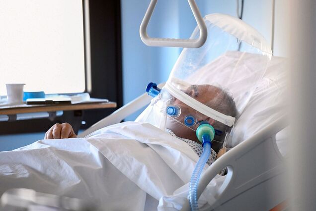 На Днепропетровщине в больницах не хватает кислорода для больных COVID-19