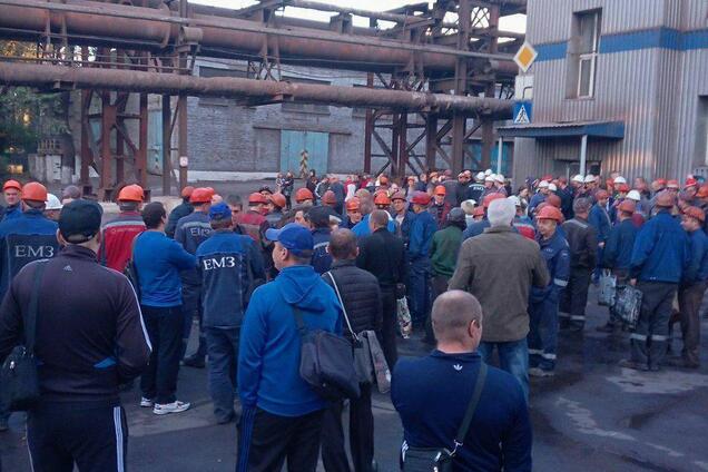 В 'ДНР' прошли митинги из-за невыплат зарплат