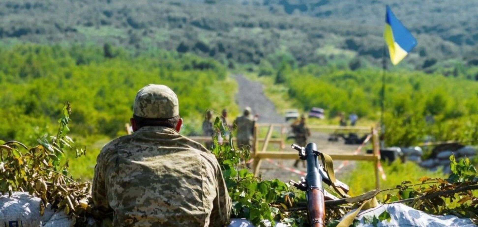 Терористи на Донбасі знову зірвали перемир'я