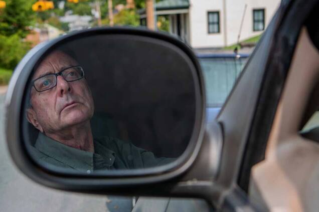 Исследования показали, что пожилые водители реже попадают в ДТП, чем молодые
