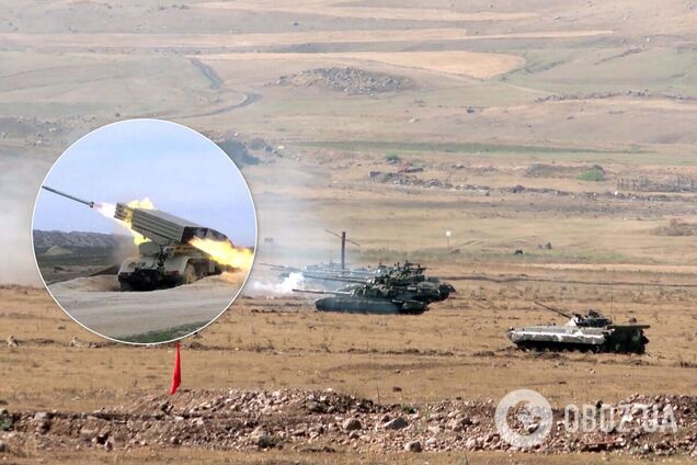 Азербайджан артогнем уничтожил военную колонну Армении. Видео удара