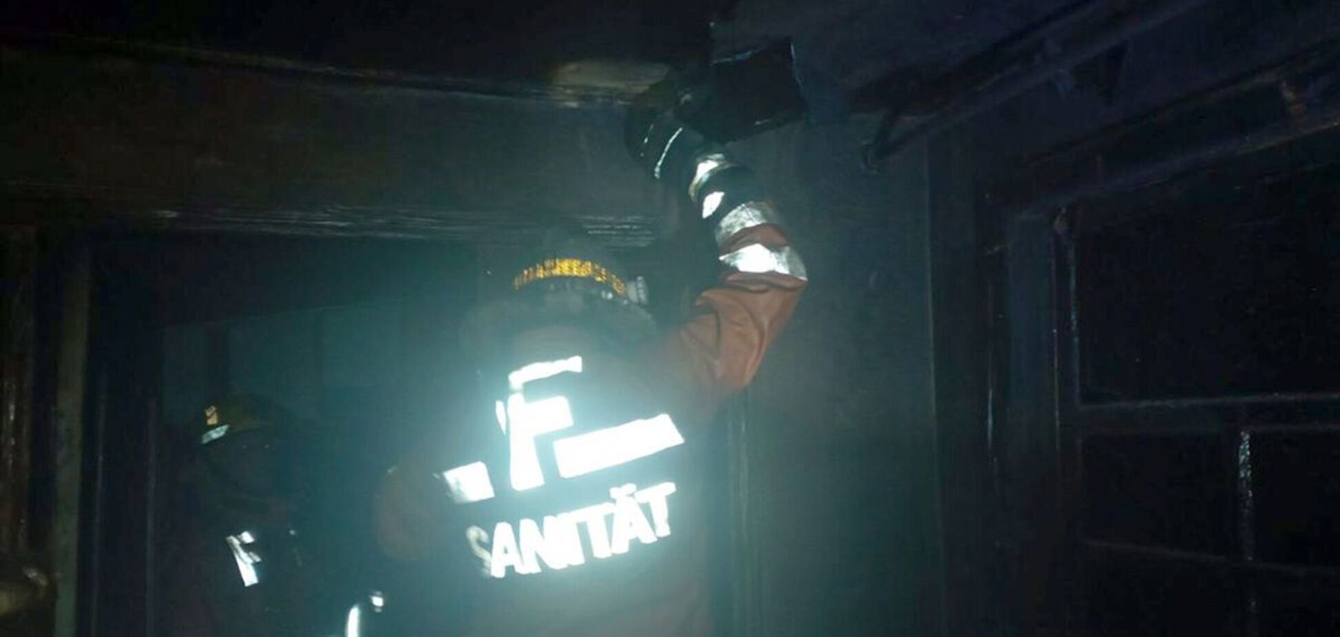 Под Днепром во время пожара погиб 92-летний мужчина. Фото с места ЧП