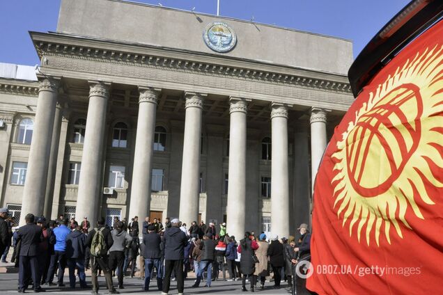 Білий дім в Киргизстані після протестів