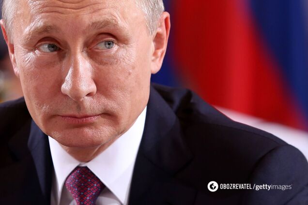 Путін сміється санкціям в обличчя