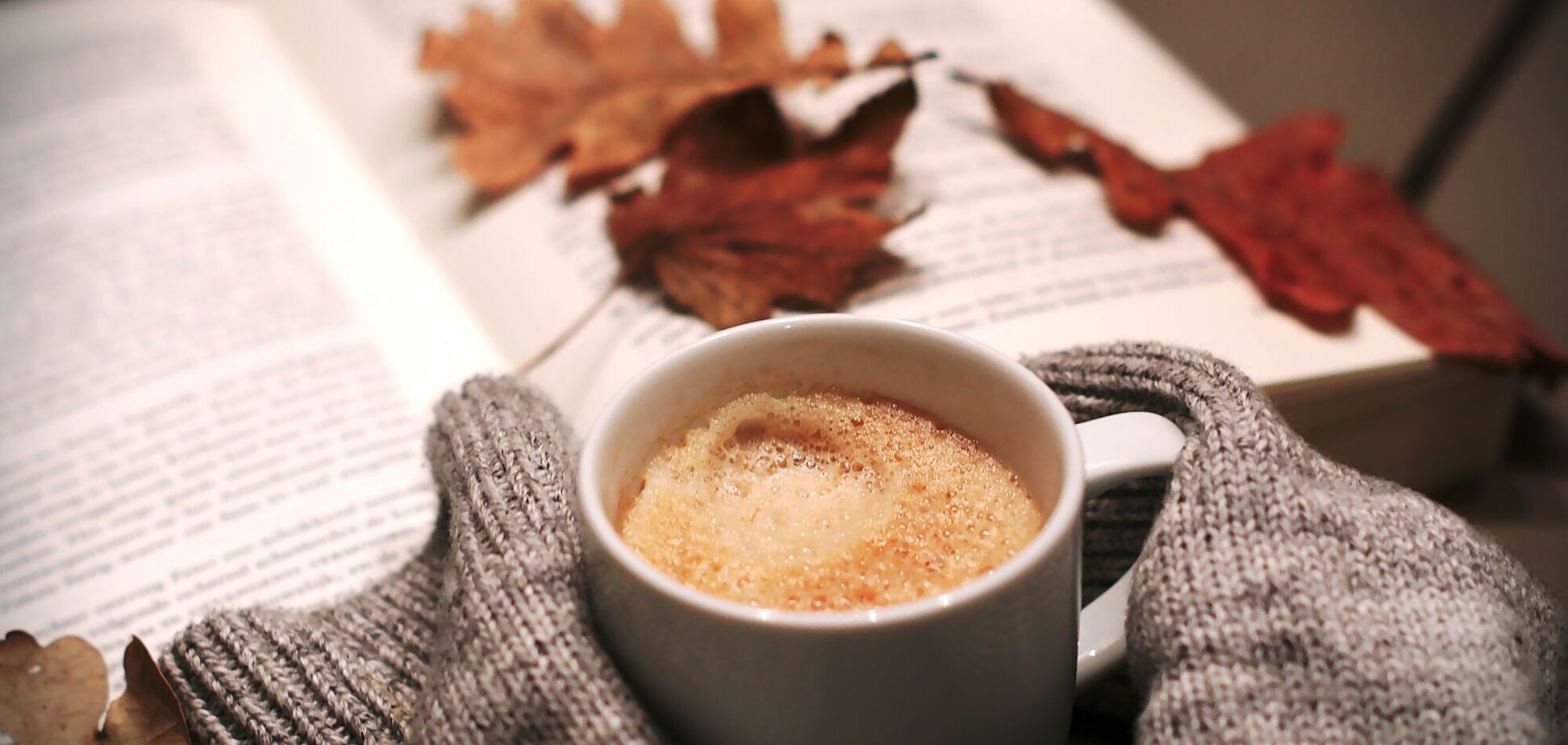 Основною причиною осінньої хандри вважається зсув циркадних ритмів