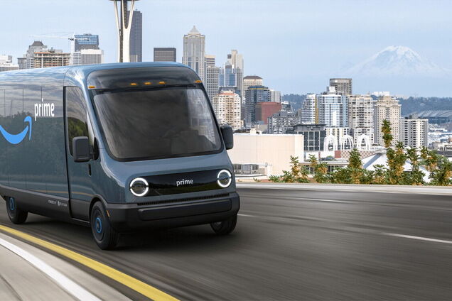 Amazon представил первый электрический фургон от Rivian
