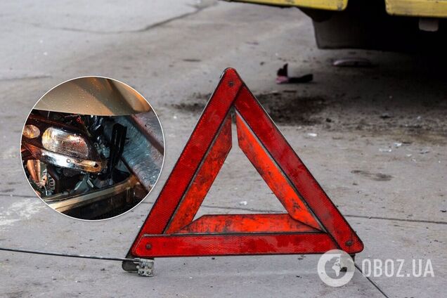 Авто врезалось в отбойник в Киеве