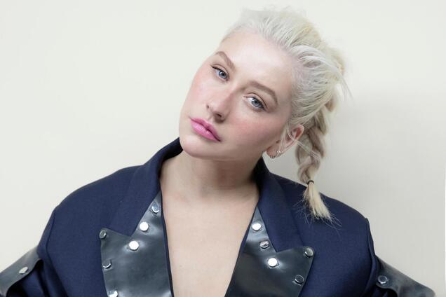 39-летняя Агилера поразила сексуальными формами в латексных платьях. Фото