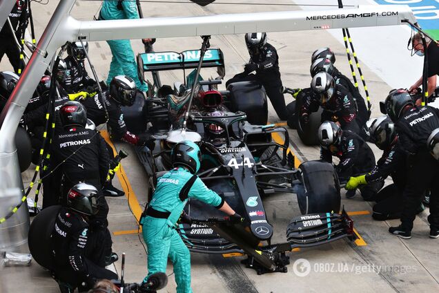 Льюис Хэмилтон