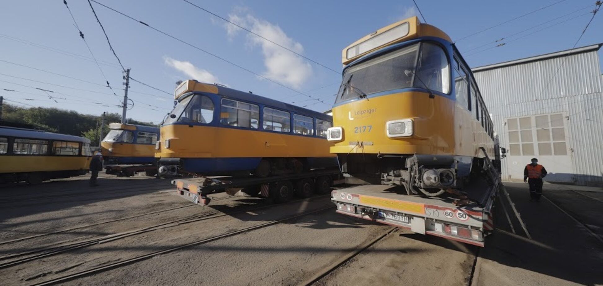 Днепр строится с любовью: трамвайный парк снова пополнили комфортабельными вагонами из Лейпцига