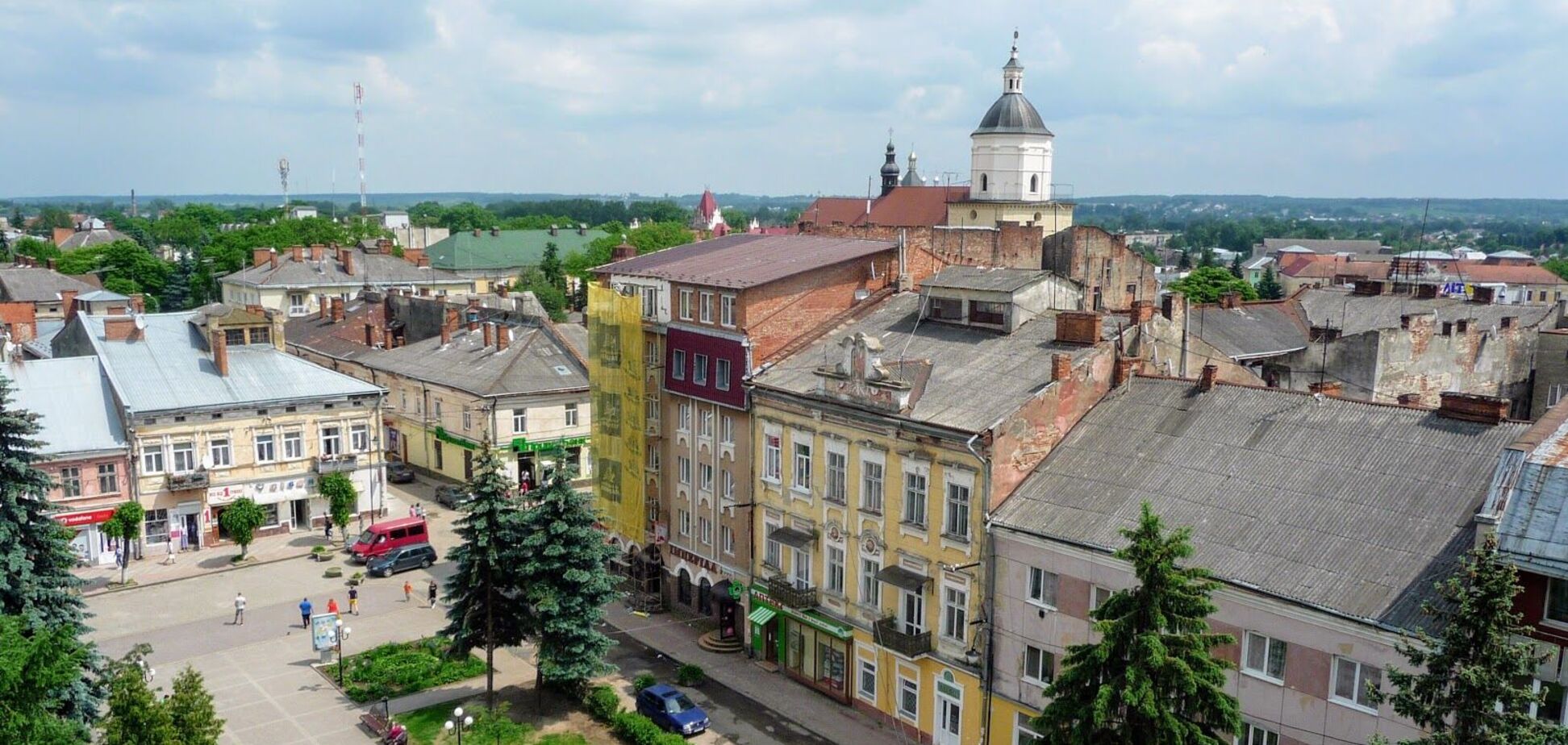 Самбір: таємні підземелля і мощі св. Валентина