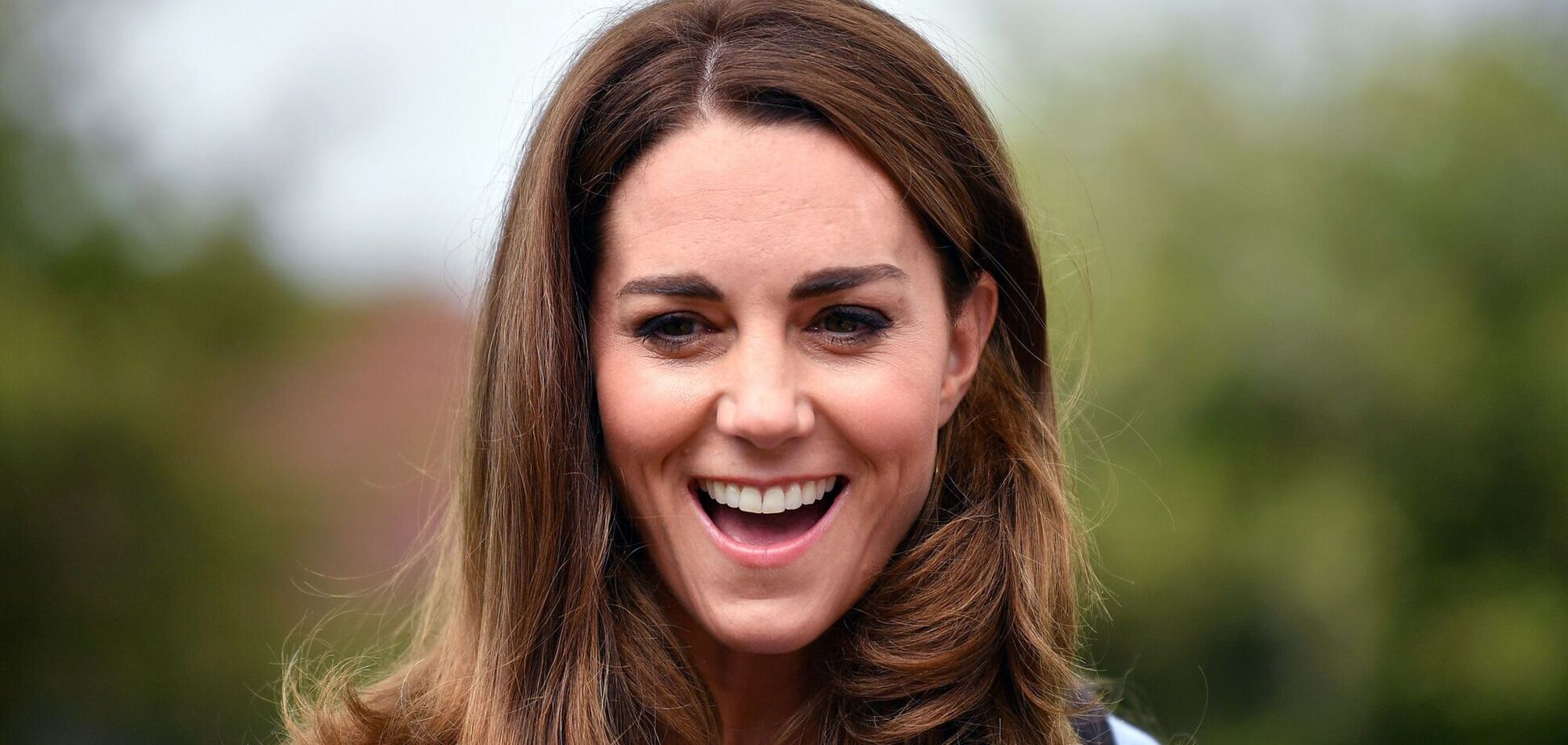 Платье, в котором Кейт Миддлтон ходила пить пиво, признали нарядом десятилетия