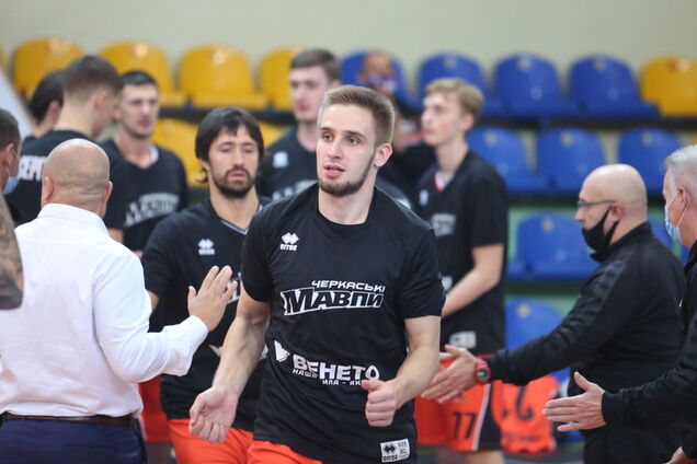 Александр Кобец