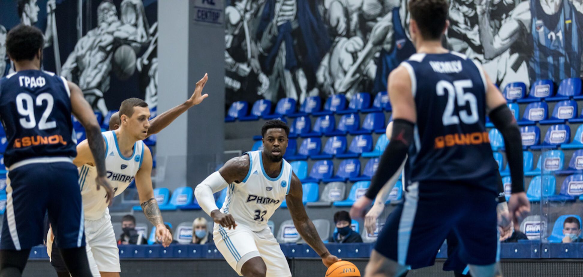 Суперлига Париматч