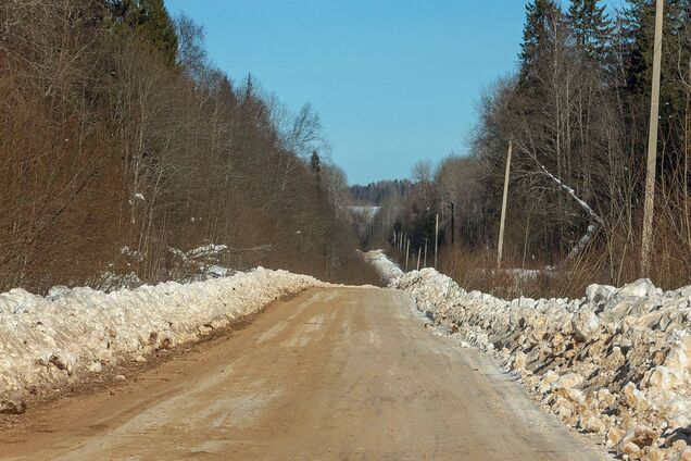 В РФ дорогу посыпали человеческими костями