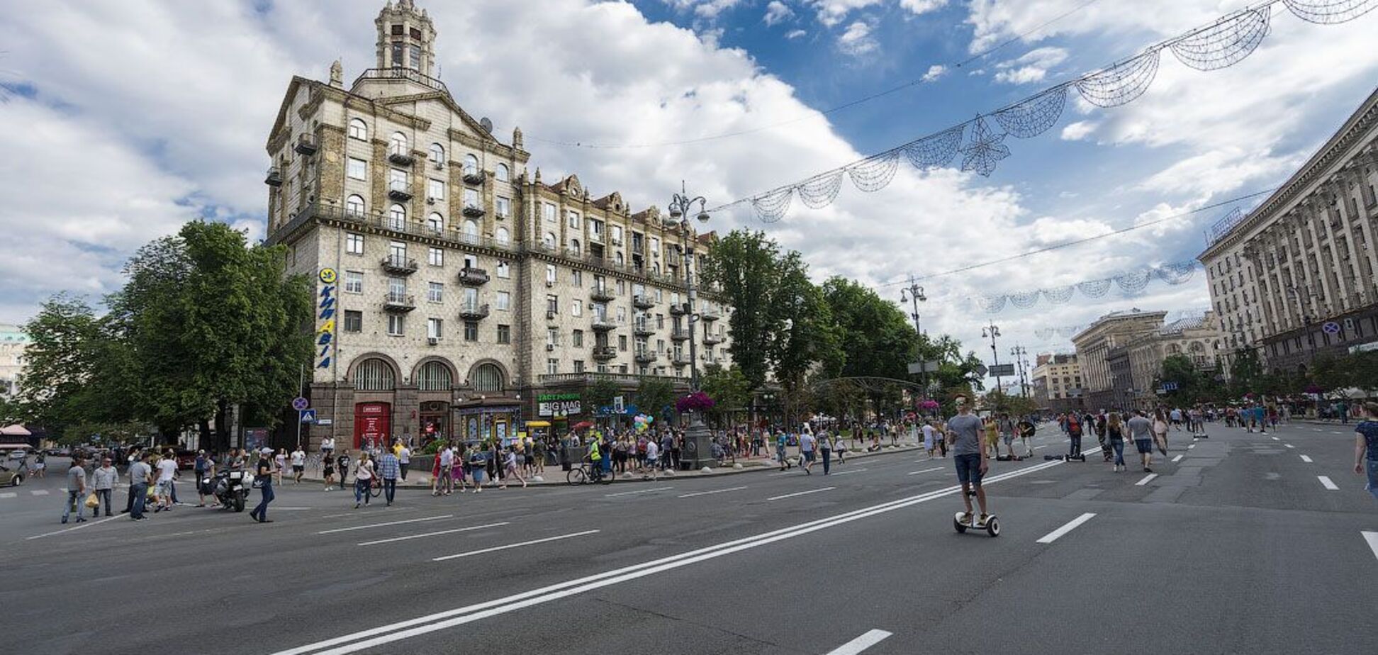 В Киеве 'минировали' метро: на центральных станциях собрались толпы. Фото