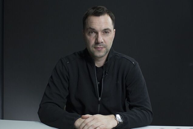 Украина предложила в ТКГ обмен пленными до 25 декабря, – Арестович