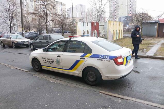 В центре Киева иностранец расстрелял мужчину в подъезде дома