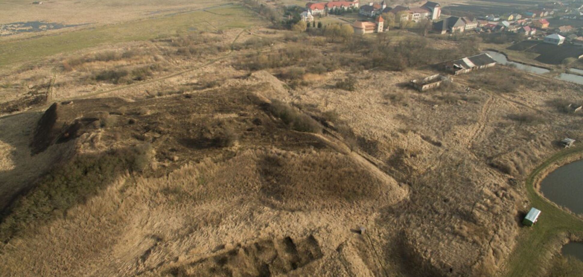 Під бастіонами Звенигорода археологи розкопали будинок XVI століття
