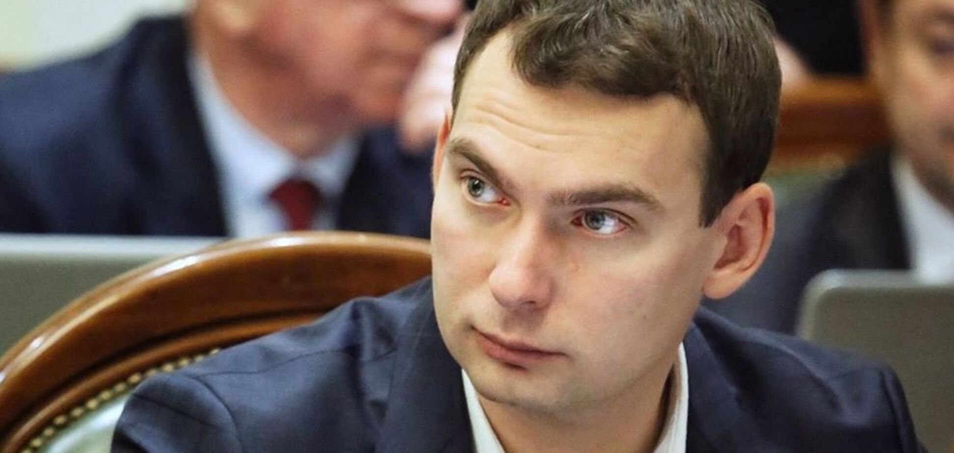 Правительство может приостановить финансирование госпрограмм из-за огромной дыры в бюджете, – Железняк