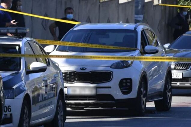 У Тбілісі захопили заручників