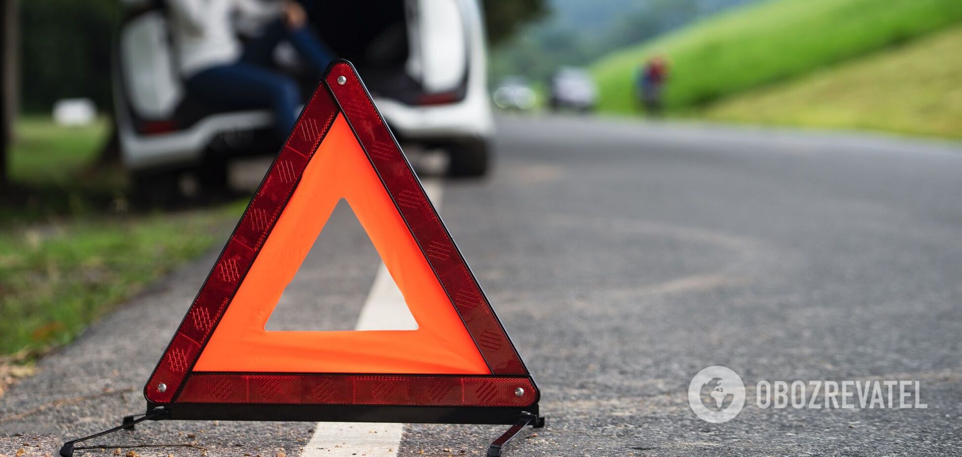 Водій Nissan нібито не поступився дорогою Mercedes