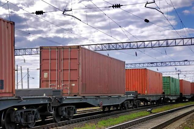 Мінінфраструктури порушує директиви ЄС, намагаючись обмежити термін служби вантажних вагонів, – експерт