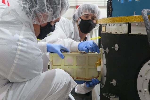 Firefly Alpha запустит рисунки украинских школьников в космос