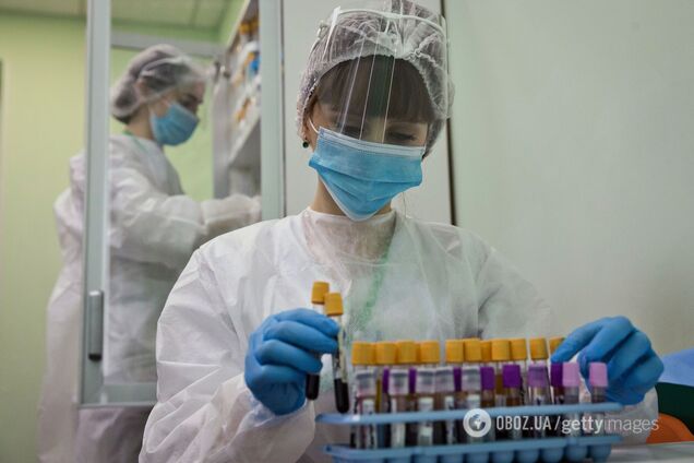 Франция стала лидером по числу зараженных COVID-19 в Европе: данные на 25 ноября