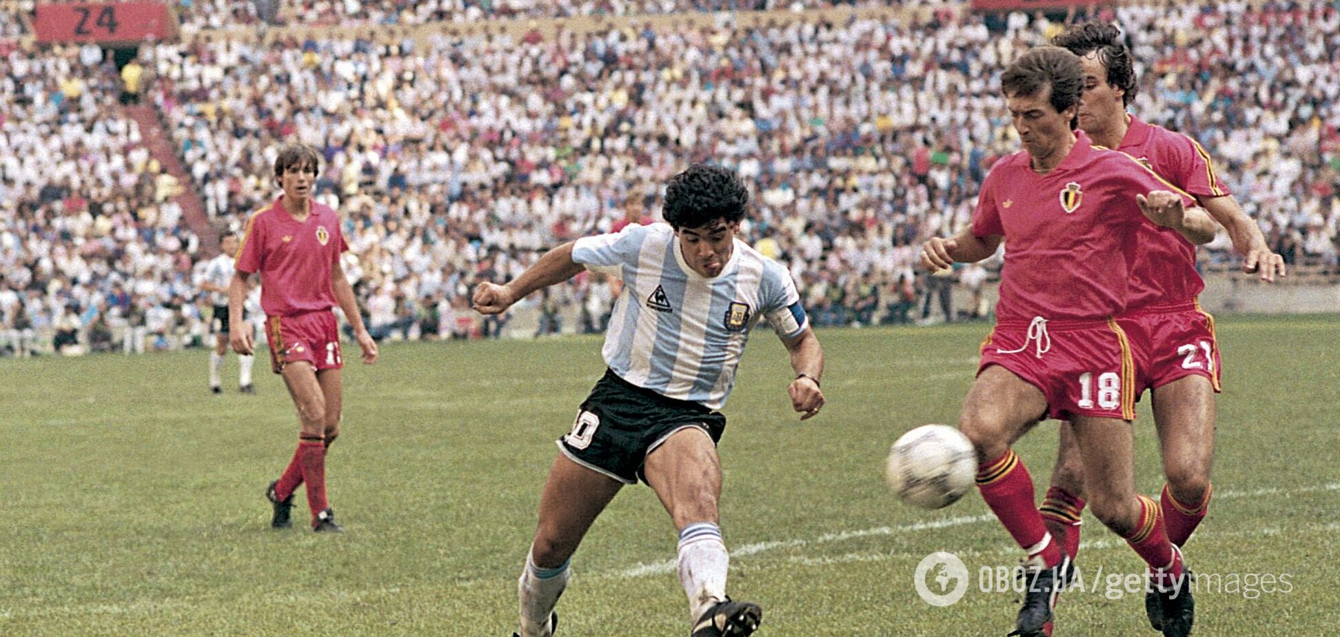 Гол Марадоны в ворота Бельгии на ЧМ-1986
