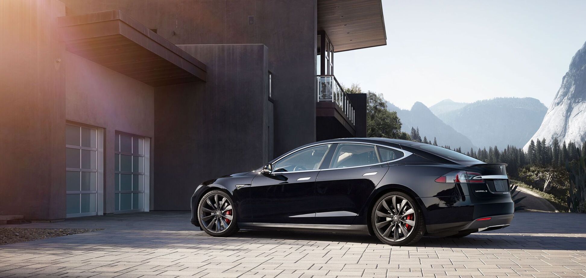 Tesla ощутимо подняла стоимость европейских электромобилей