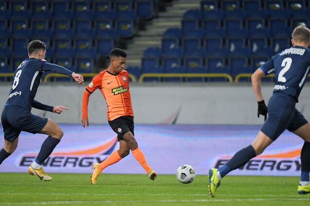 Дніпро-1 - Шахтар