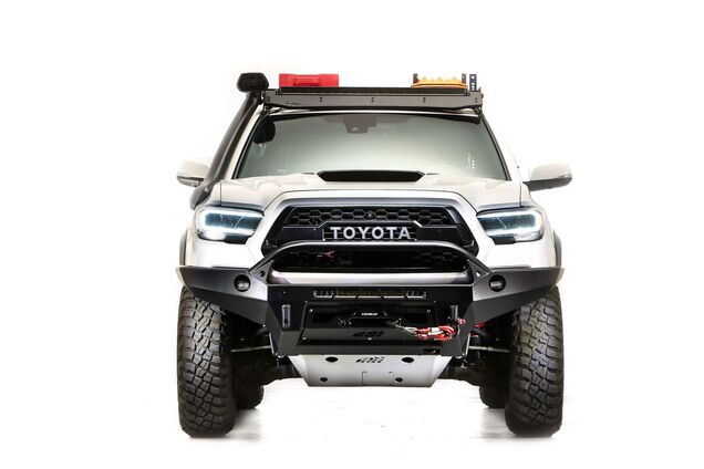 Toyota представит на выставке SEMA360 пикап для бездорожья