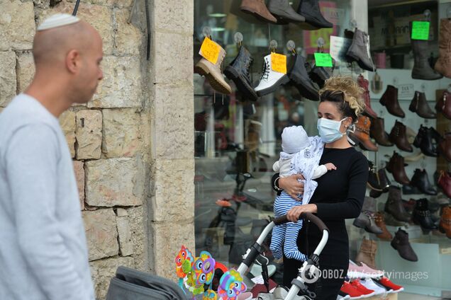 В Израиле ослабиил карантин