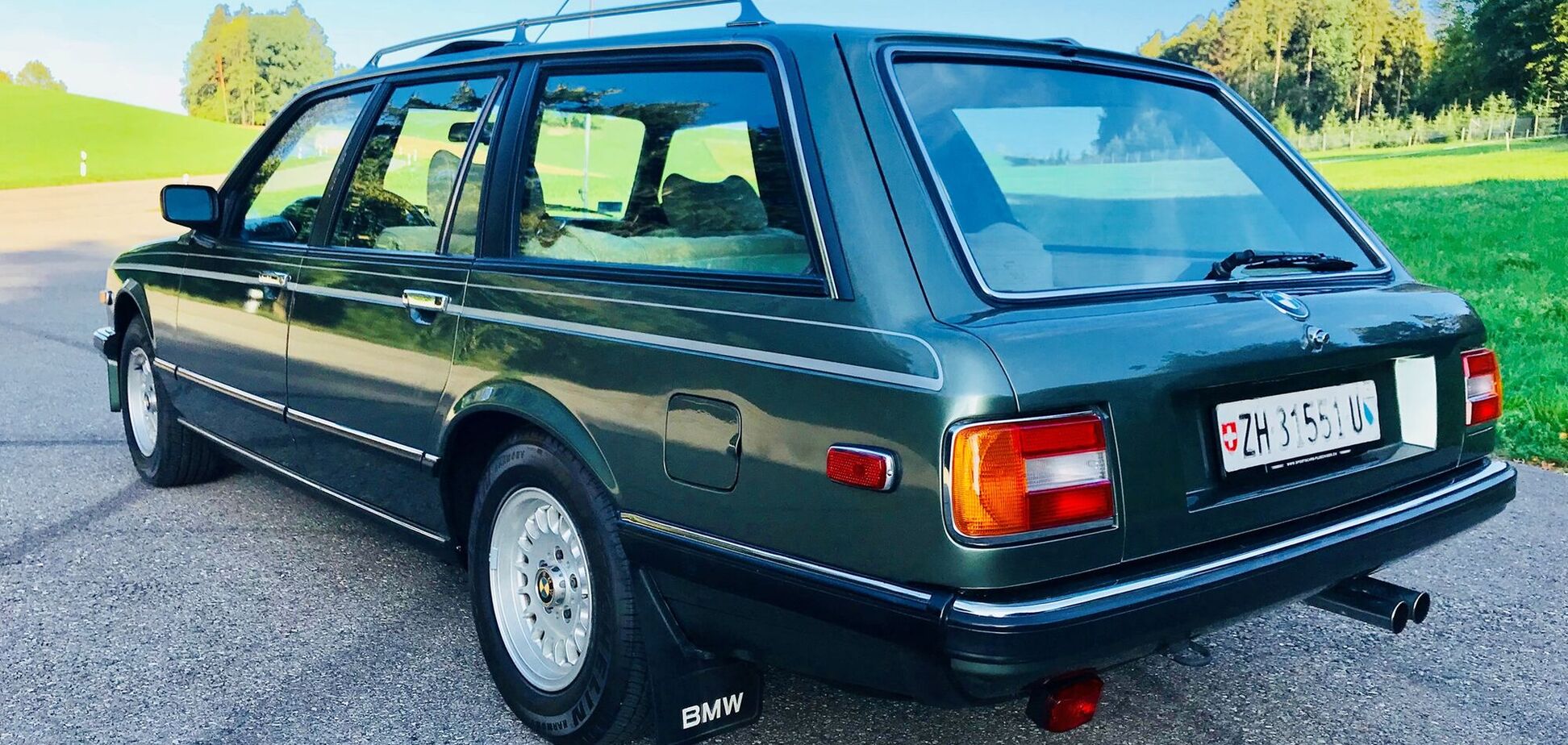 В Швейцарии продают редчайший универсал BMW 7 Series