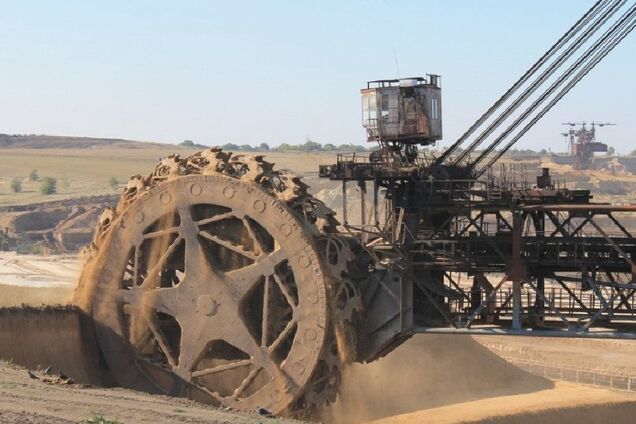 СБУ потребовала остановить отгрузку ильменита чешской Belanto