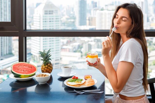 Названы продукты, которые уничтожают женское здоровье и красоту