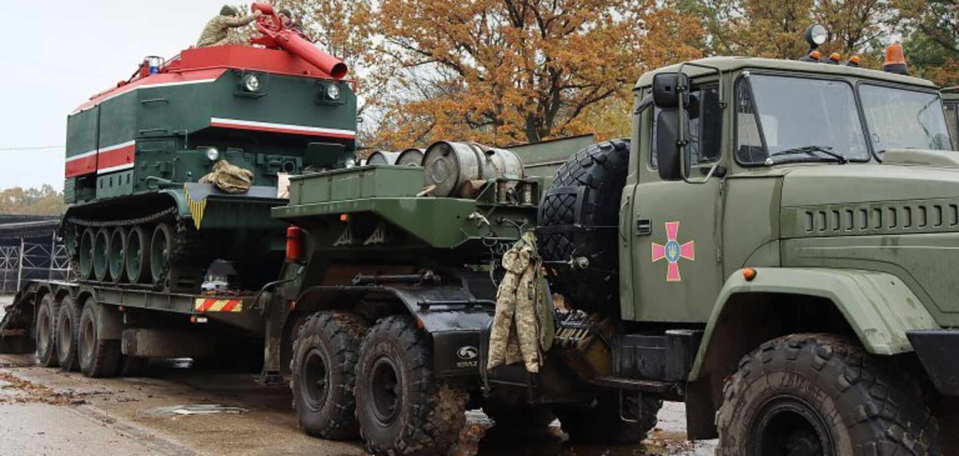 Відремонтовану техніку передали військовим