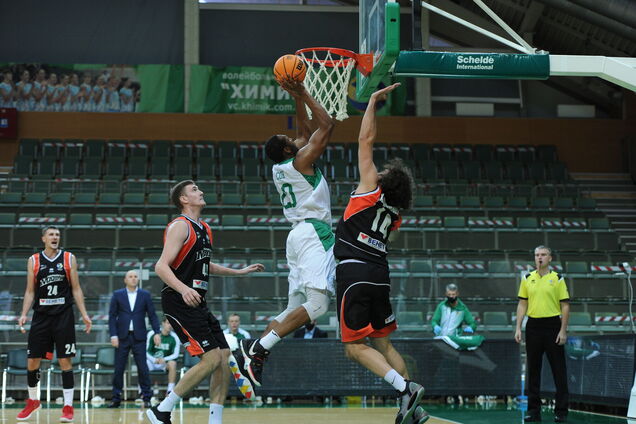 Суперлига Париматч