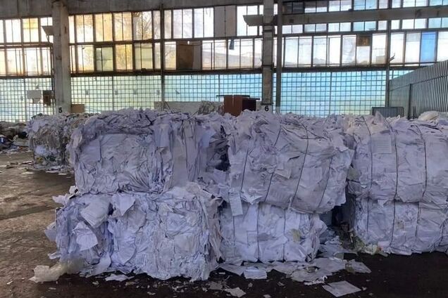 Бюлетені із відповідями на 5 питань Зеленського