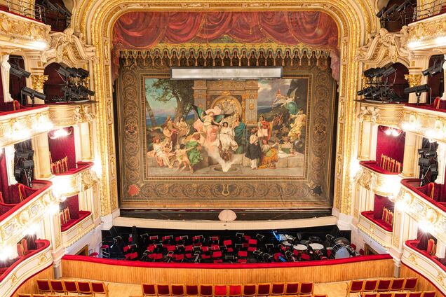 Копию занавеса Львовской оперы продали на аукционе Sotheby's