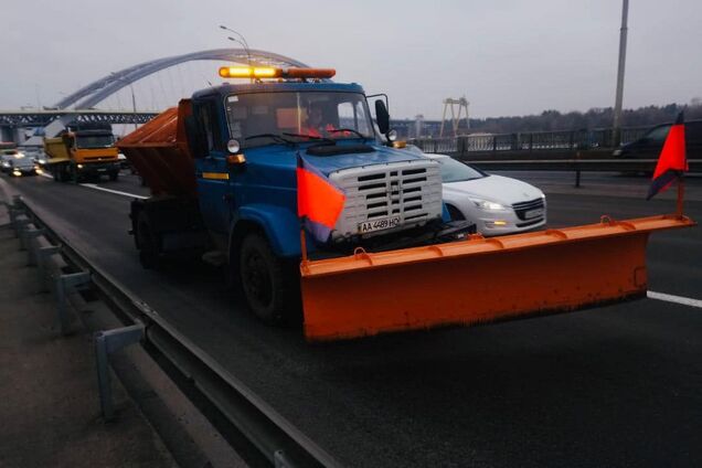 На Киевщине ограничили движение транспорта из-за непогоды